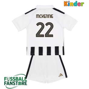 Juventus Weston McKennie #22 Replik Heimtrikot Kinder 2026-27 Kurzarm (+ Kurze Hosen)